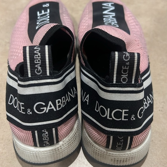 Girls dolce & gabbana pink sneakers 💓 - Picture 2 of 4